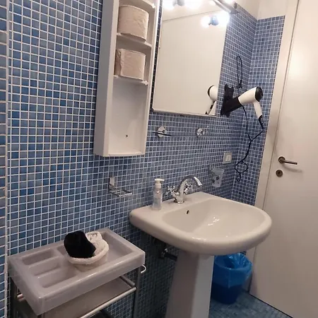 Bed & Breakfast Casa Fornaciari Beb Viareggio